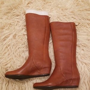 Riding boot